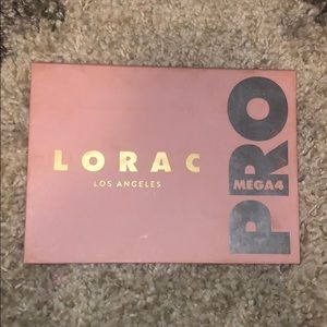 Lorac mega pro 4💗